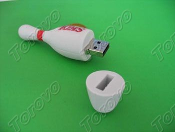 此款保齡球禮品U盤外殼主要材質為PVC,工藝為點膠滴膠( 保齡球禮品U盤