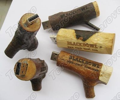 天然樹叉U盤
此款天然樹叉U盤采用木頭作為外殼原材料, 天然樹叉U盤