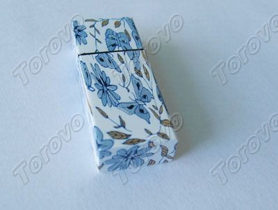 古典青花陶瓷U盤深圳批發:整體設計方正古樸,極具中國風 古典青花陶瓷U盤深圳批發